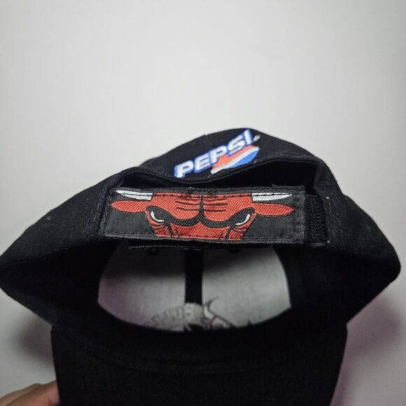 Chicago Bulls Strapback Baseball Hat Pepsi SGA Promo Kick 10 Pro Gear - Picture 6 of 8